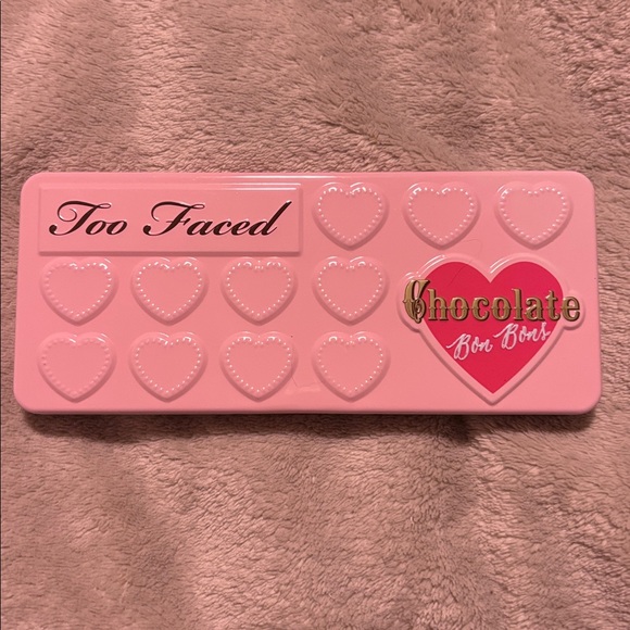 Too Faced CHOCOLATE BON BONS Pink Heart Palette w Mirror…NWOT - Picture 1 of 8